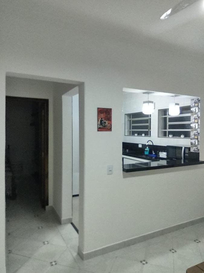Apto 1 Suite A 30 Mts. Da Praia Do Tombo - غوارويا المظهر الخارجي الصورة
